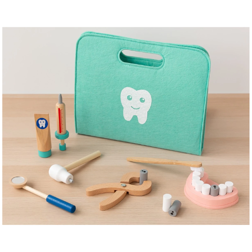 1.26 - JUGUETE SET DENTISTA DE MADERA